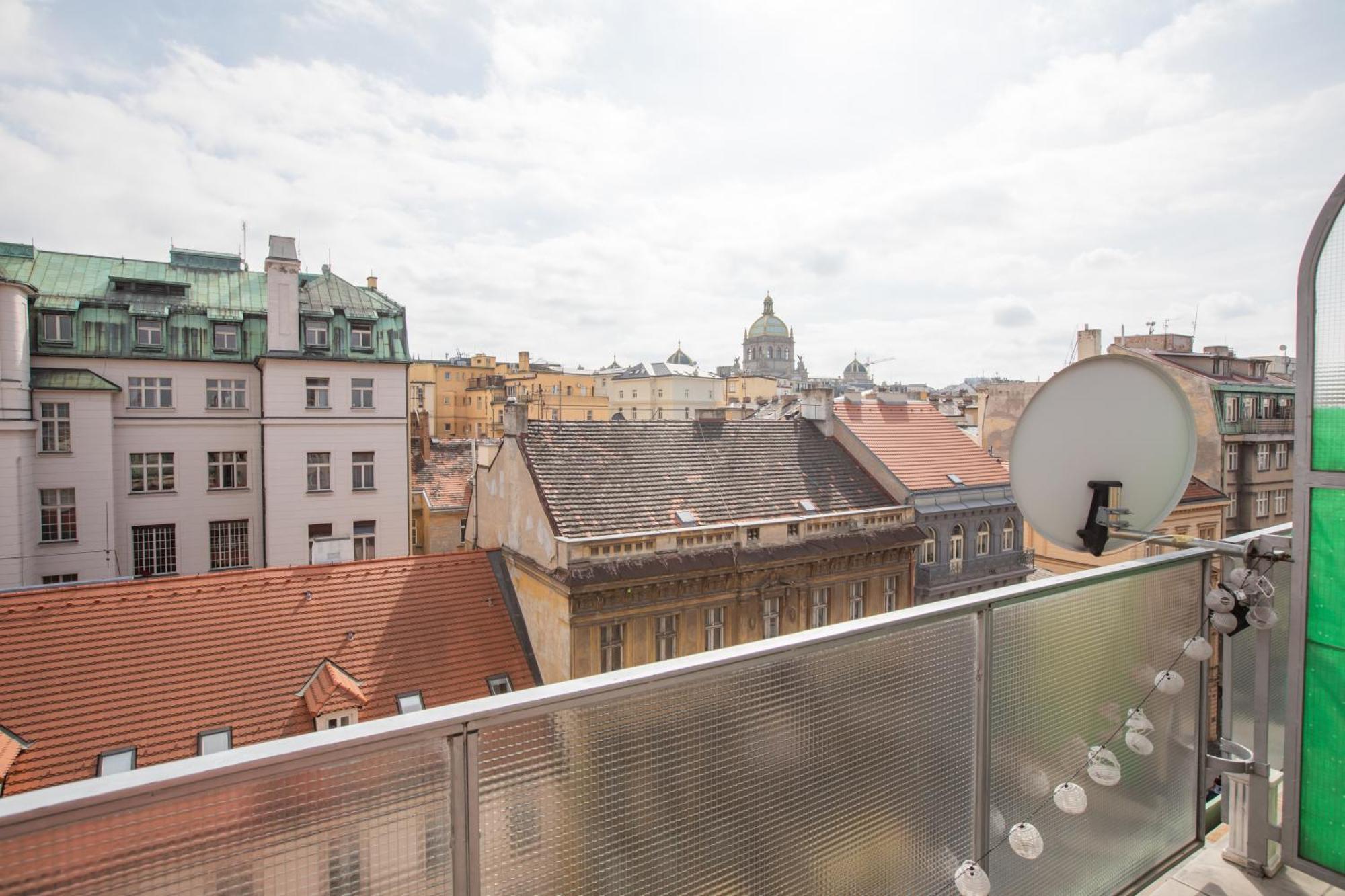 Jt's Opletalova Str. Apartamento